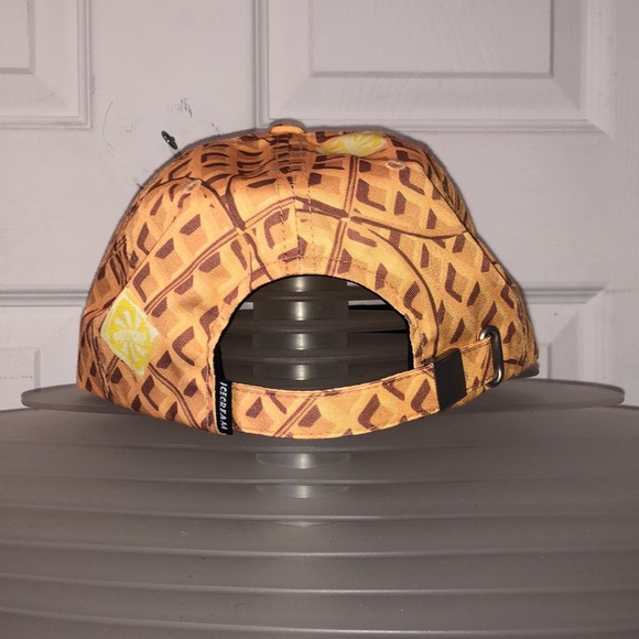 NEW ICECREAM Strapback hat - Picture 3 of 6